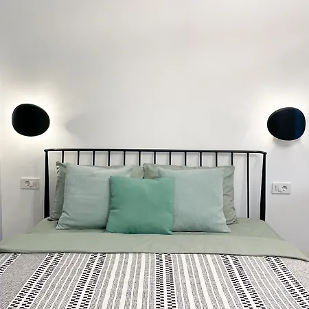 Ultracentral Comfort Loft Apartment *